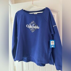 Women’s blue Columbia sweatshirt NWT